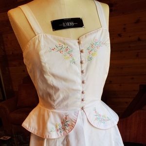White classic summer dress, size 4